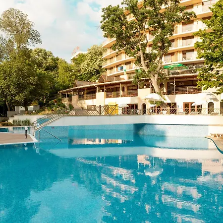Kristal Hotell