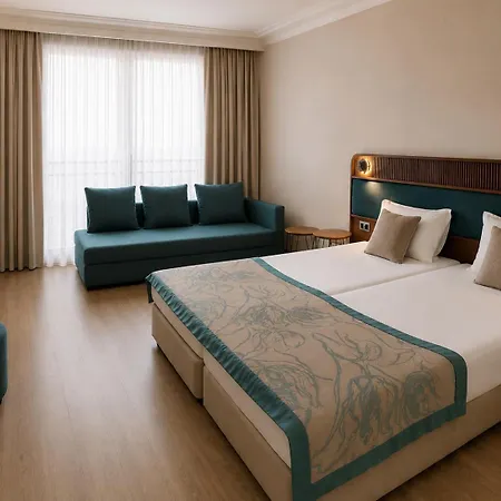 Hotell Kristal 4*