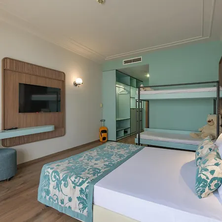 Kristal Hotel